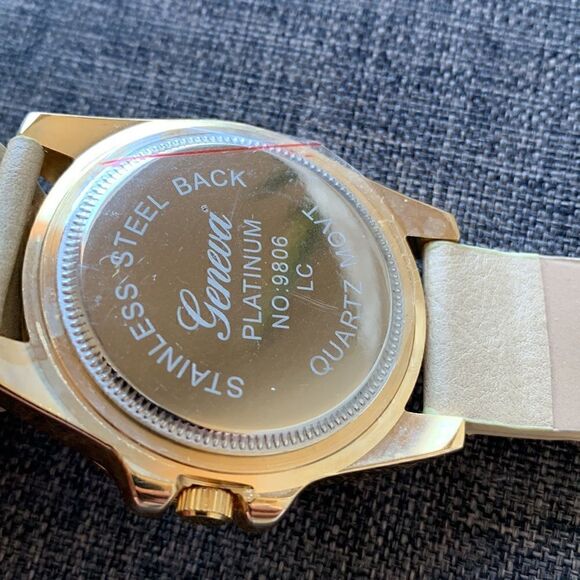 Geneva Platinum Watch Quartz tan adjustable band‎ - Picture 3 of 8